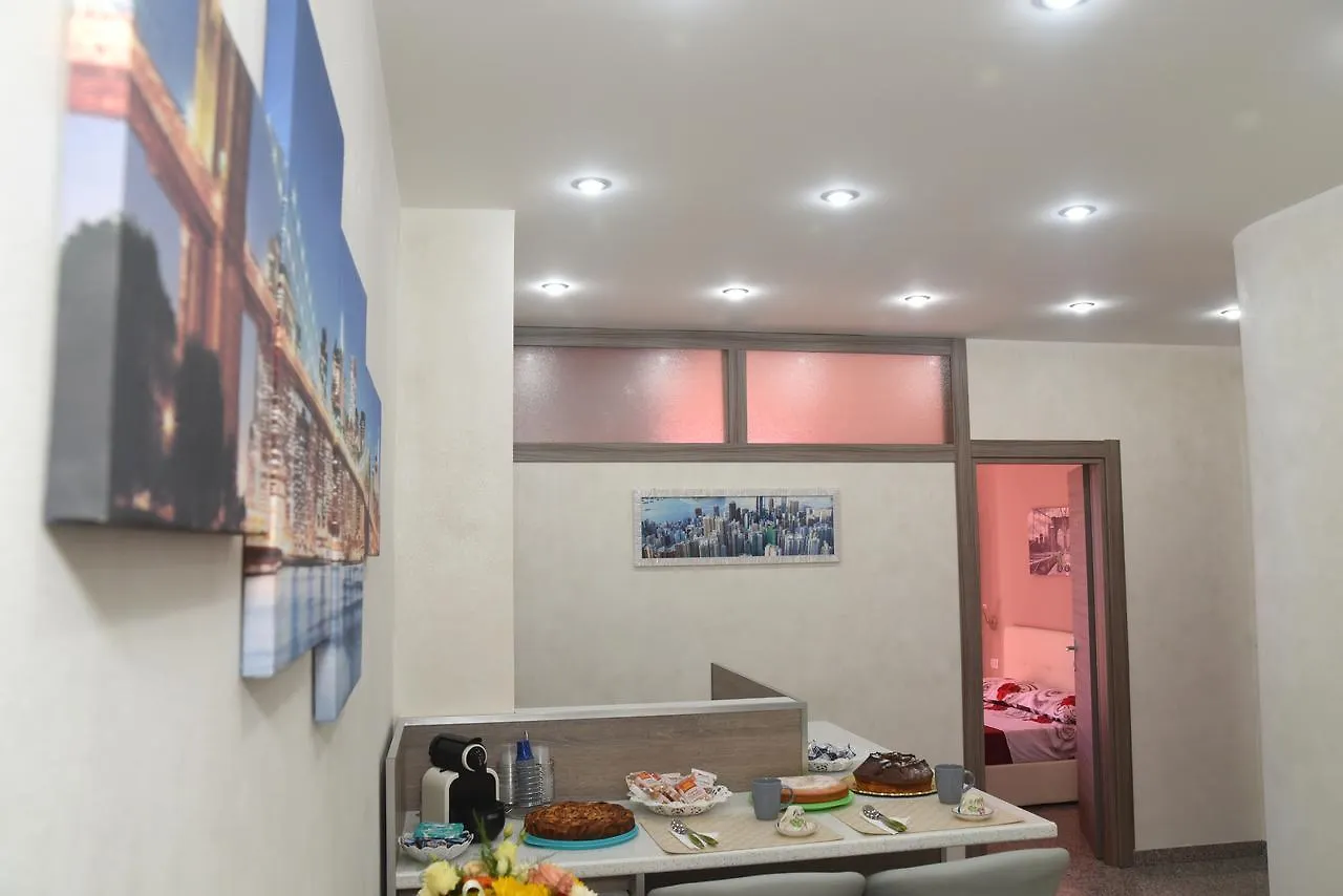 Bed and Breakfast Charm Airport Reggio Calabria 2*,  Italia